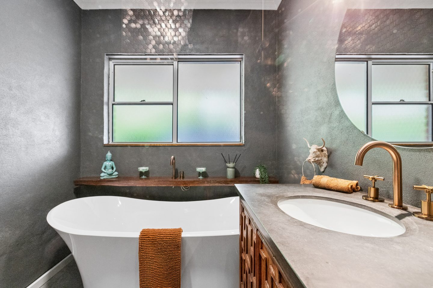 Freestanding bath and bathroom vanity