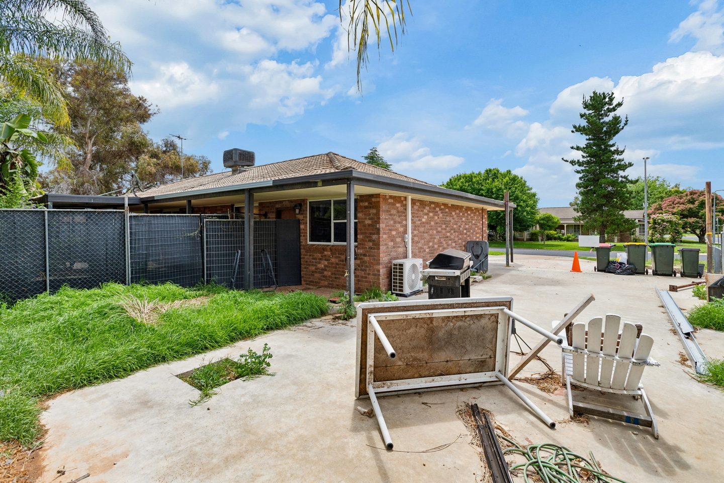 Side of the home looking towards the street